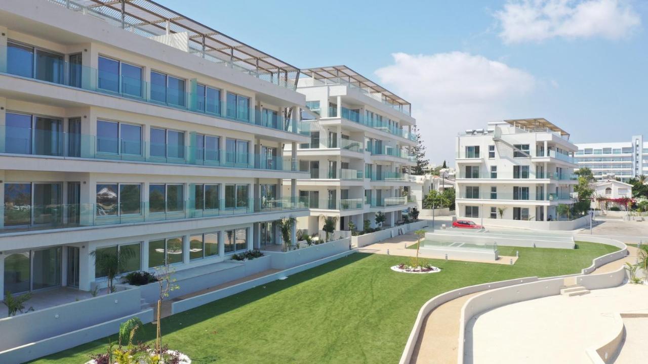 Emerald Suites 普罗塔拉斯 外观 照片