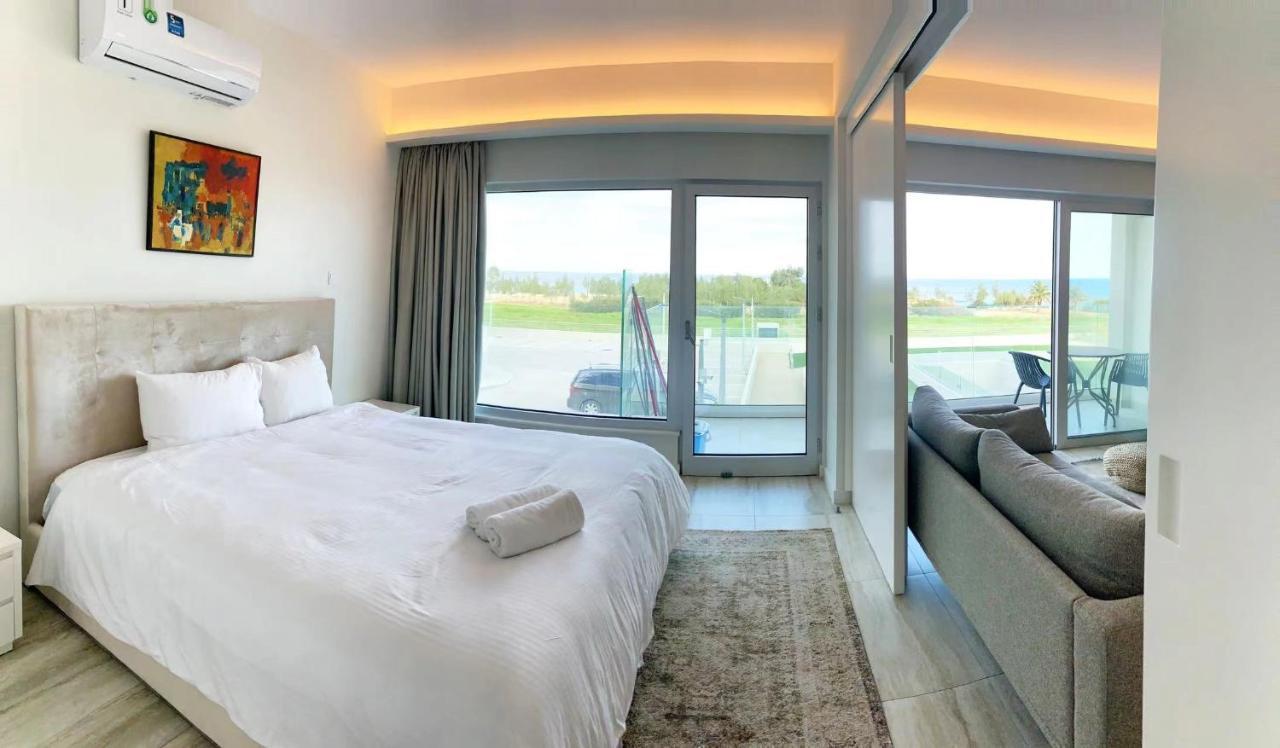 Emerald Suites 普罗塔拉斯 外观 照片