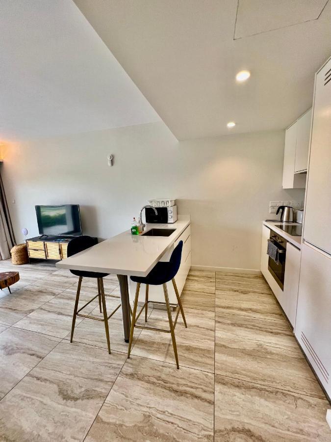 Emerald Suites 普罗塔拉斯 外观 照片